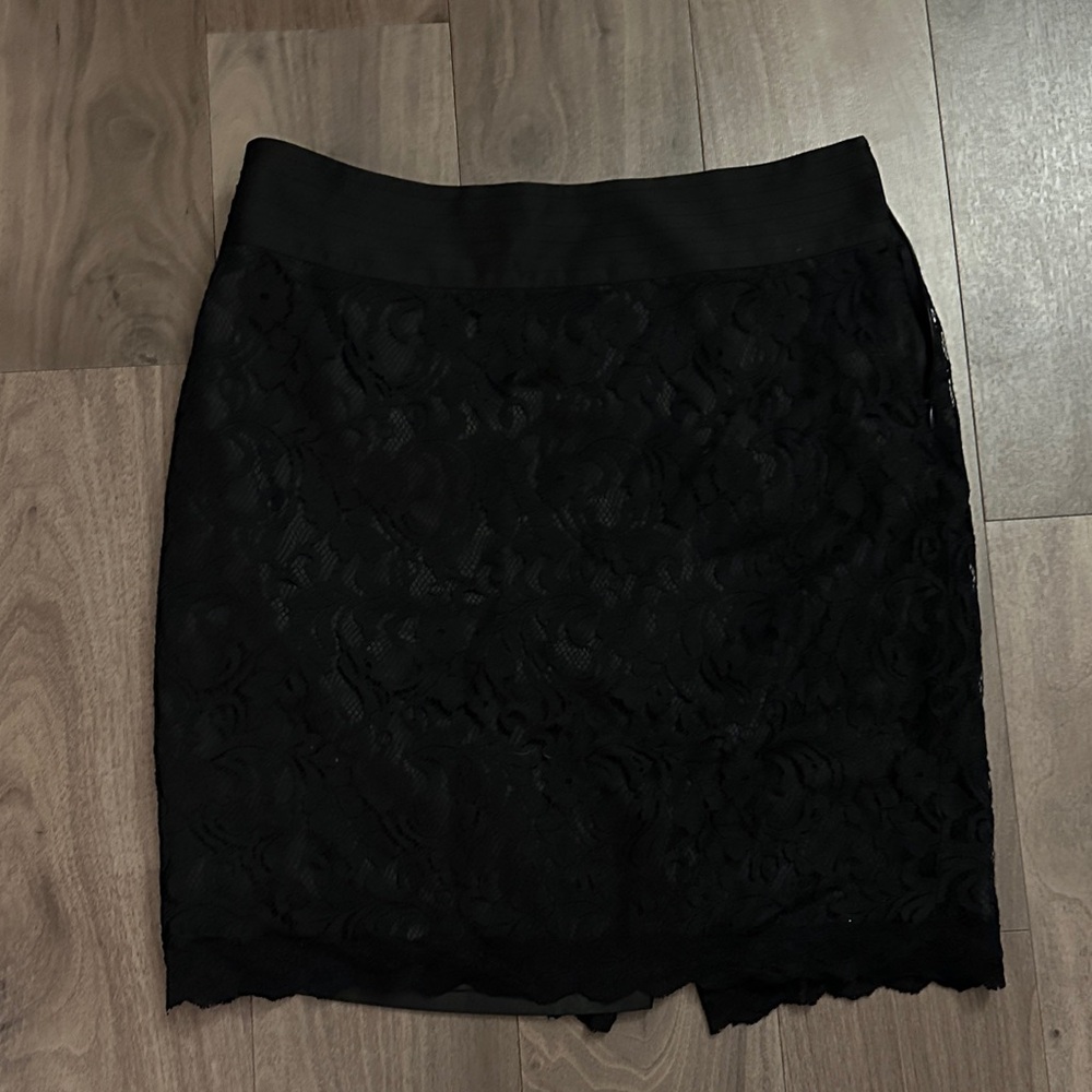 The Limited Black Lace Pencil Skirt- size 6